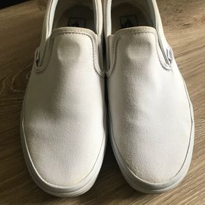 Unisex vans (women’s size 9)